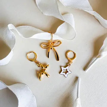 Solid Shoe Charms & Lace Sets