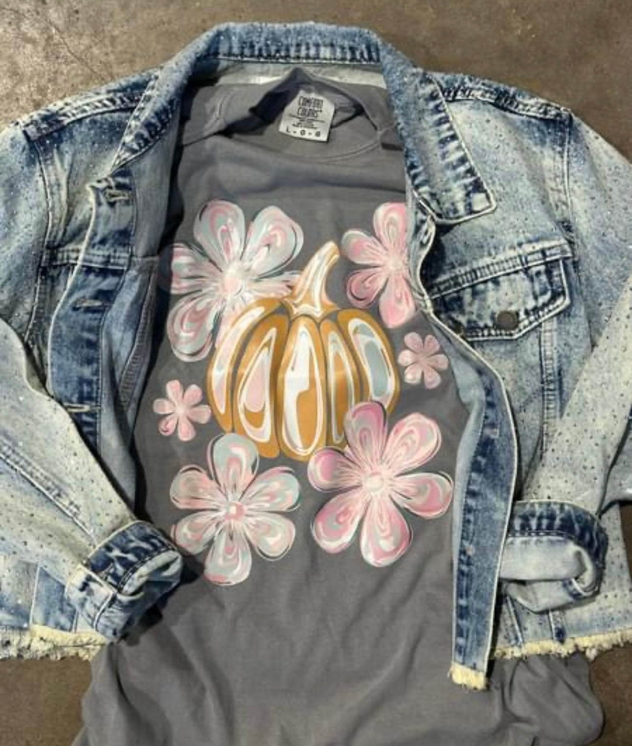 Boho Gray Pumpkin Graphic Tee