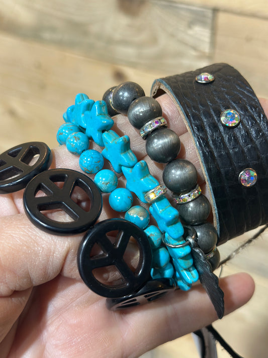 Vintage 90s Bracelet Set